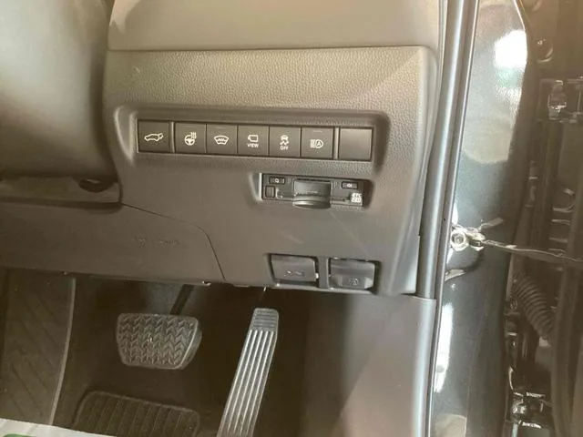 Toyota HARRIER Z 2025 — миниатюра 4