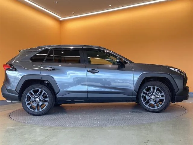 Toyota RAV4 ADVENTURE 2024 — миниатюра 3