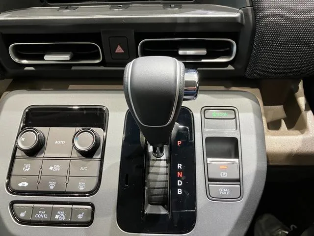 Honda FREED E:HEV AIR EX 2025 — миниатюра 3
