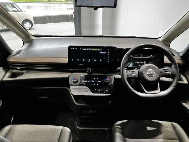 Nissan SERENA HIGHWAY STAR V 2023 — миниатюра 4