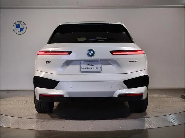 BMW iX X DRIVE 50 2023 — миниатюра 3