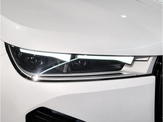 BMW iX X DRIVE 50 2023 — миниатюра 4