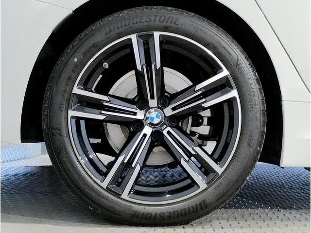 BMW 3 SERIES 320i M-SPORT 2025 — миниатюра 5