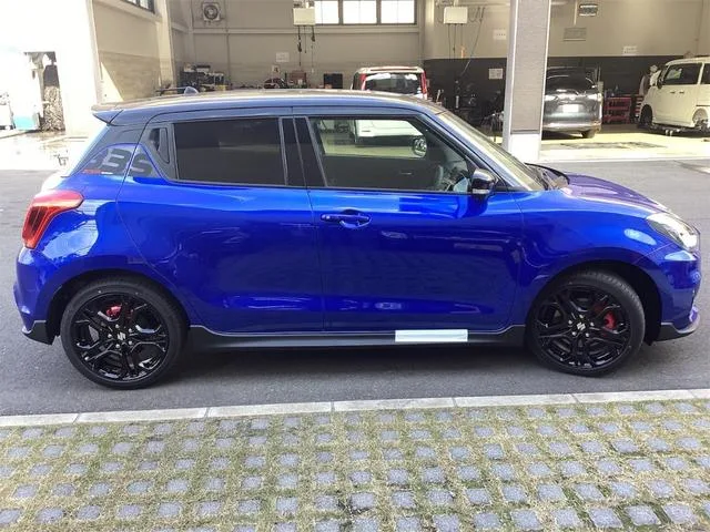 Suzuki SWIFT SPORT ZC33S FINAL EDITION 2025 — миниатюра 3