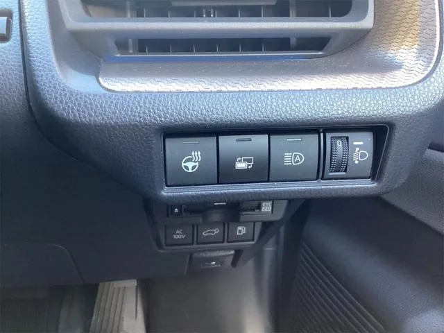 Toyota Prius Z 2023 — миниатюра 4