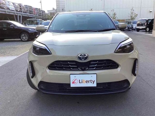 Toyota YARIS CROSS HYBRID Z 2025 — миниатюра 3