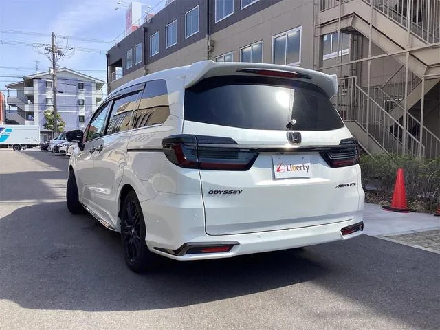 Honda ODYSSEY HYBRID e:HEV ABSOLUTE EX BLACK EDITION 2024 — миниатюра 5