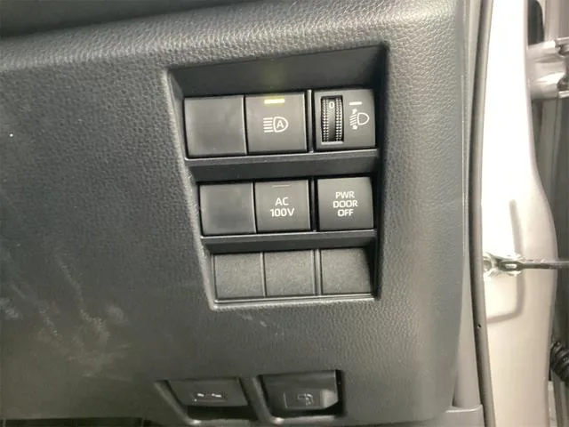 Toyota NOAH HYBRID S-Z 2025 — миниатюра 4