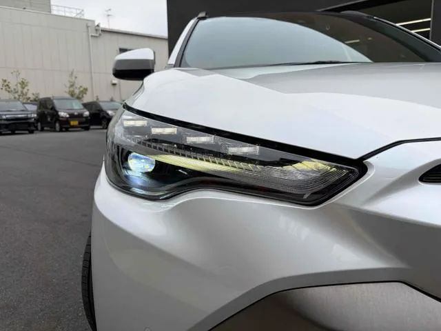 Toyota CorollaCross HYBRID Z 2022 — миниатюра 5