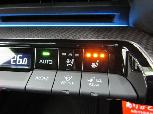 Toyota Prius Z 2024 — миниатюра 5