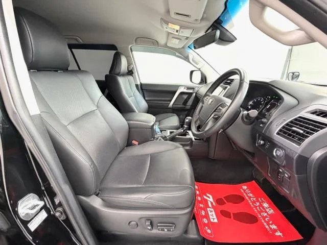 Toyota Land Cruiser Prado TX L PACKAGE MATT BLACK EDITION 2023 — миниатюра 2