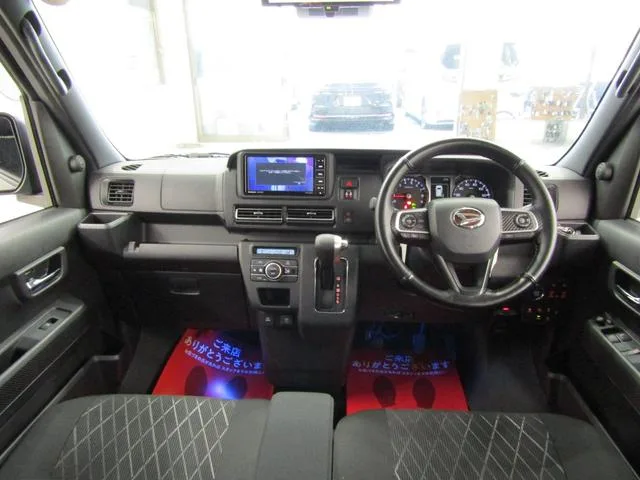 Daihatsu ATRAI ATRAI DECKVAN 2022 — миниатюра 4