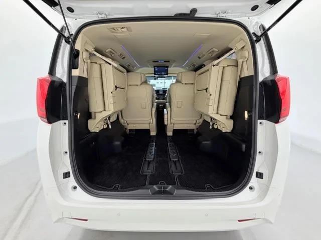 Toyota ALPHARD HYBRID G F PACKAGE 2023 — миниатюра 3