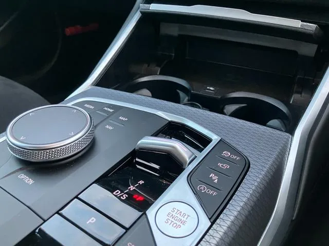 BMW 3 Series 320D X DRIVE M-SPORT 2025 — миниатюра 3
