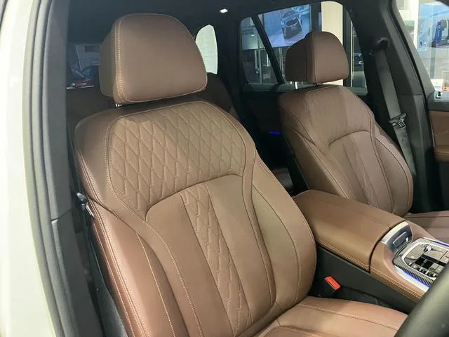 BMW X5 X DRIVE 40D M-SPORT 2025 — миниатюра 4
