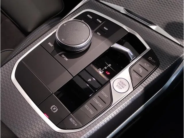 BMW 3 SERIES 320D X DRIVE TOURING M-SPORT EDITION SHADOW 2024 — миниатюра 3