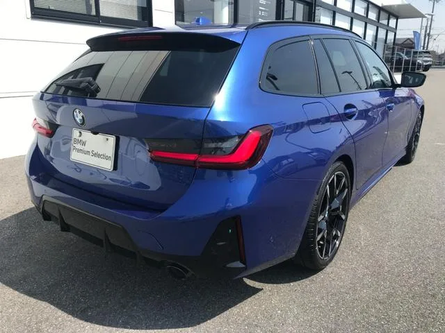 BMW 3 Series 50TH ANNIVERSARY LIMITED TOURING 2025 — миниатюра 3