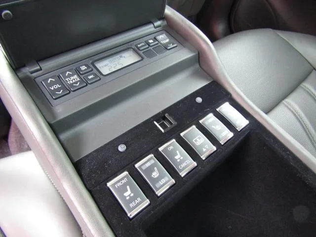 Nissan FUGA HYBRID VIP 2022 — миниатюра 5