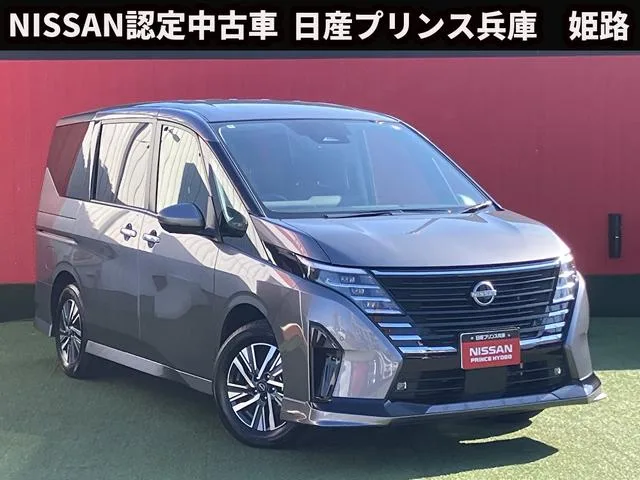 Nissan SERENA E-4ORCE HIGHWAY STAR V 2024 — фото 1, купить с доставкой в Москву