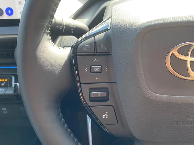 Toyota Prius Z 2023 — миниатюра 5