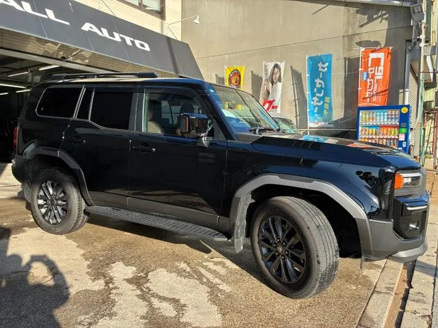 Toyota LAND CRUISER 250 ZX 2024 — миниатюра 2