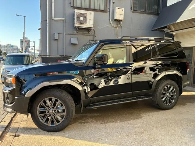 Toyota LAND CRUISER 250 ZX 2024 — миниатюра 3
