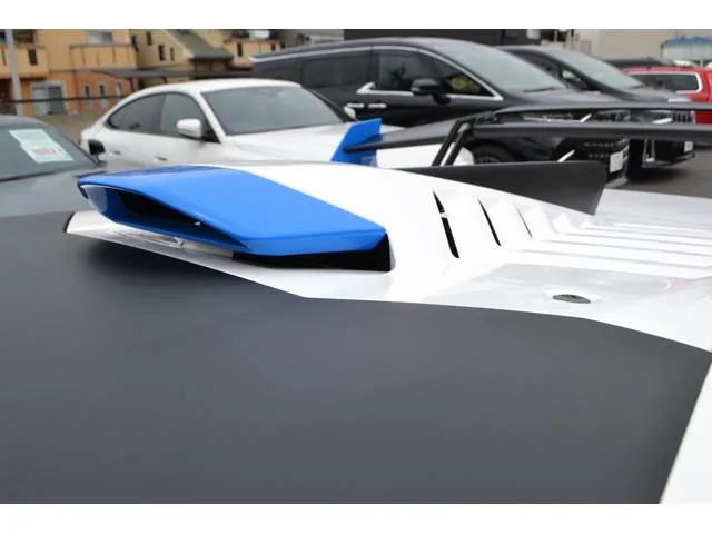 Lamborghini Huracan 2022 — миниатюра 4