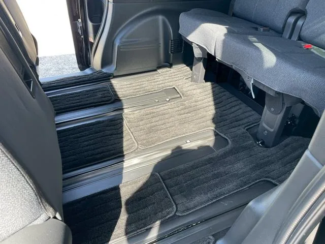 Honda STEPWAGON E:HEV AIR 2025 — миниатюра 2