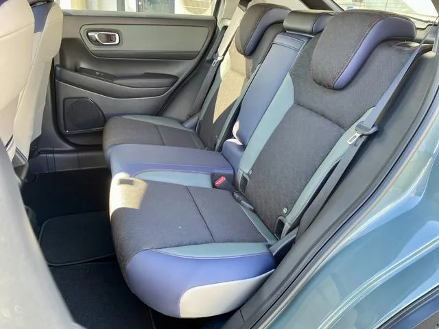 Honda VEZEL E:HEV X HUNT PACKAGE 2025 — миниатюра 4