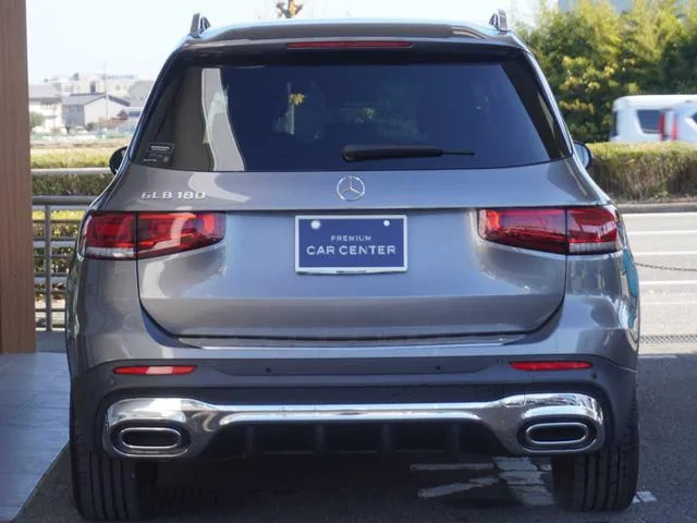 Mercedes-Benz GLB-Class GLB180 AMG LINE 2023 — миниатюра 3