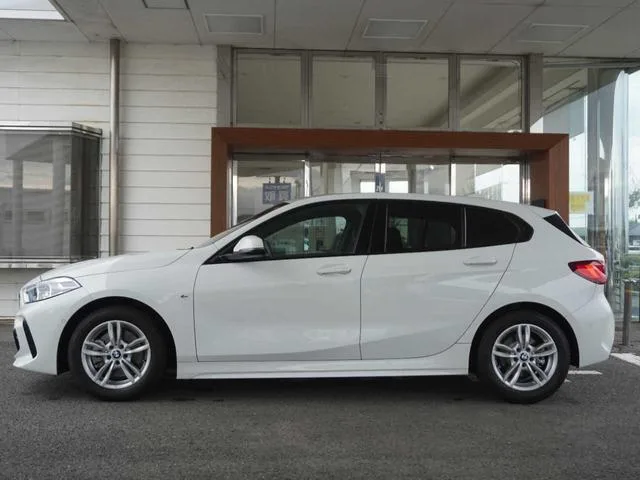 BMW 1 Series 118D M SPORT 2024 — миниатюра 2