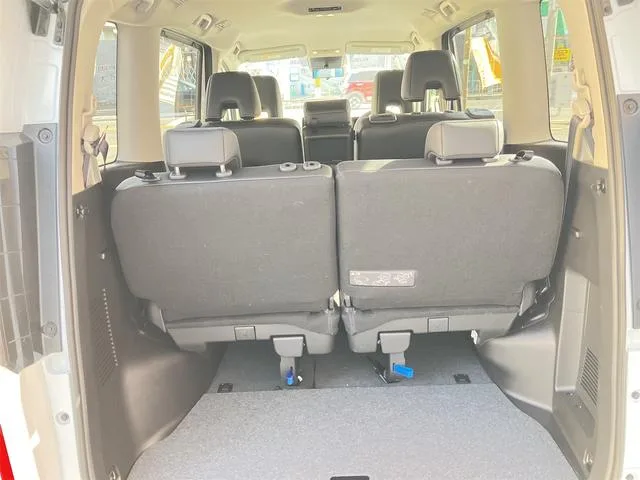 Nissan SERENA E-POWER HIGHWAY STAR V 2025 — миниатюра 5