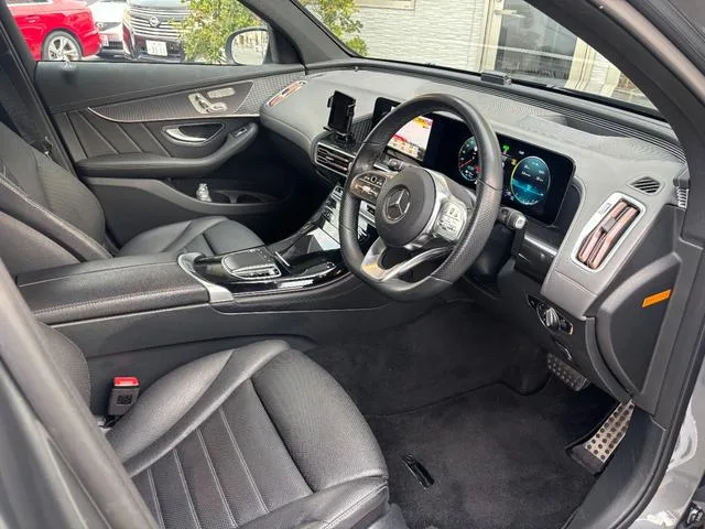 Mercedes-Benz EQC EQC400 4MATIC AMG LINE 2022 — миниатюра 5