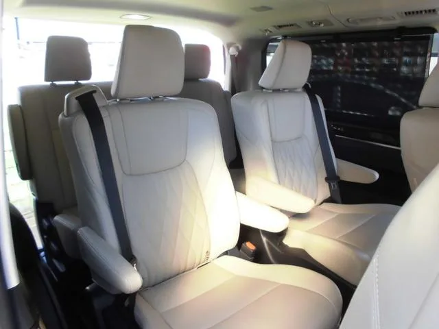 Toyota GRANACE G 2023 — миниатюра 5