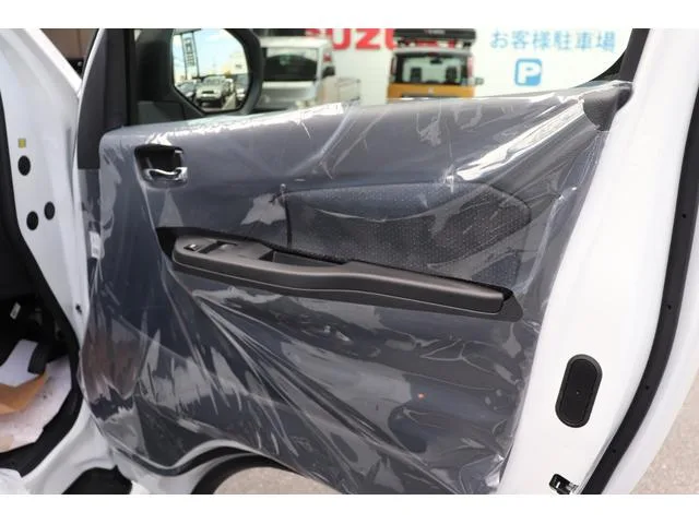 Nissan CARAVAN LONG PREMIUM GX 2025 — миниатюра 4