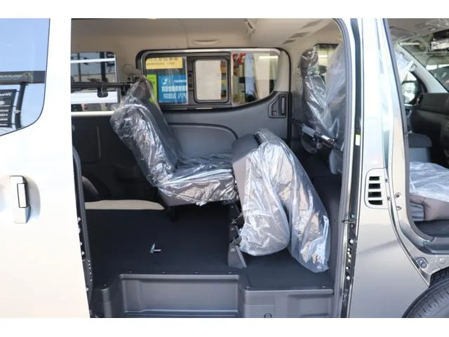 Nissan CARAVAN LONG GRAND PREMIUM GX 2025 — миниатюра 3