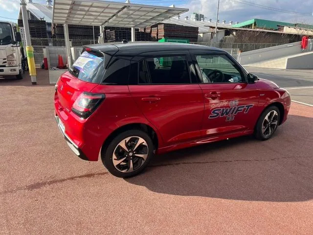 Suzuki SWIFT HYBRID MZ 2024 — миниатюра 3