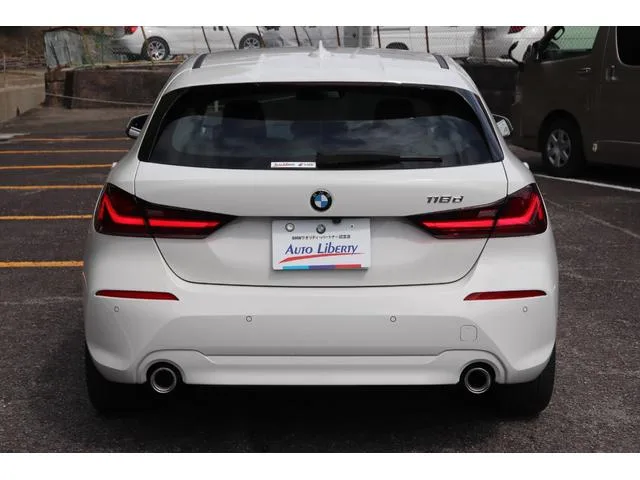 BMW 1 SERIES 118D PLAY 2023 — миниатюра 3