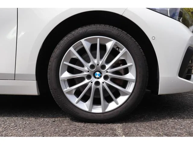 BMW 1 SERIES 118D PLAY 2023 — миниатюра 4