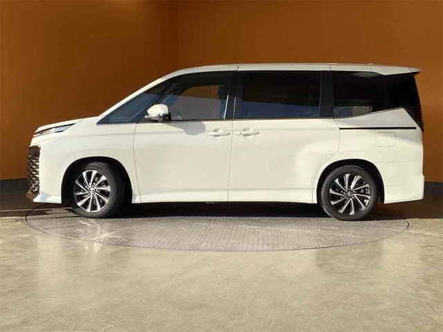Toyota VOXY HYBRID S-Z 2025 — миниатюра 4