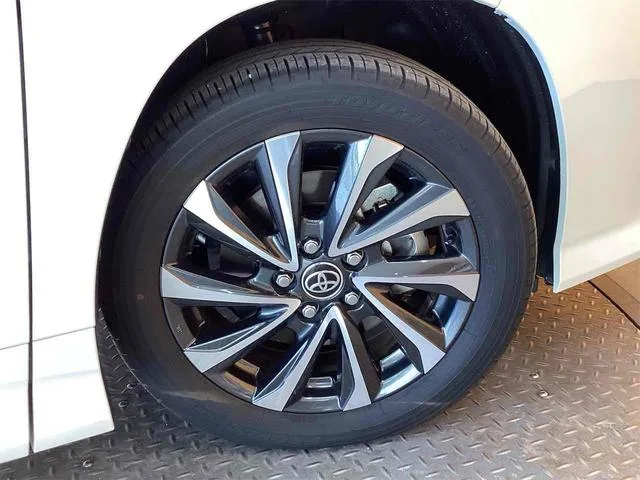 Toyota VOXY HYBRID S-Z 2025 — миниатюра 5
