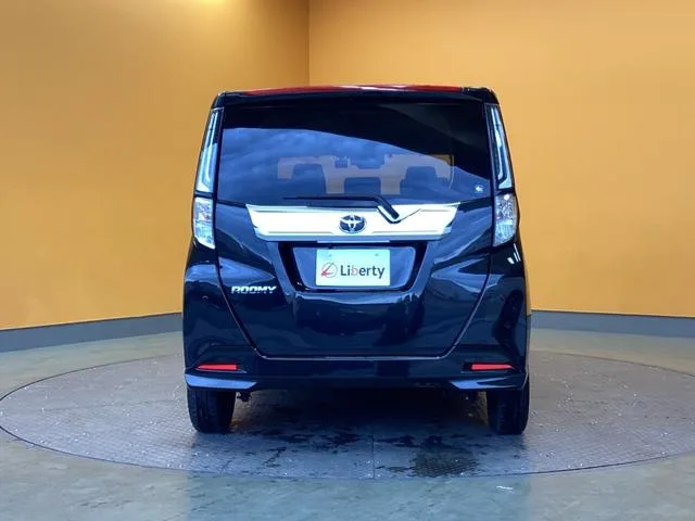 Toyota ROOMY CUSTOM G 2023 — миниатюра 3