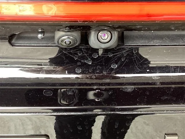 Toyota PRIUS Z 2023 — миниатюра 4