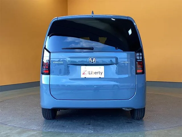 Honda FREED E:HEV AIR EX 2026 — миниатюра 3