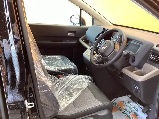 Honda FREED E:HEV AIR EX 2026 — миниатюра 5