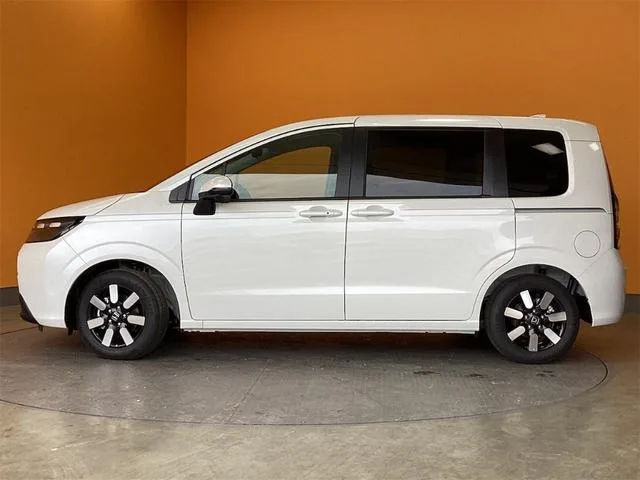 Honda FREED E:HEV AIR EX 2026 — миниатюра 5