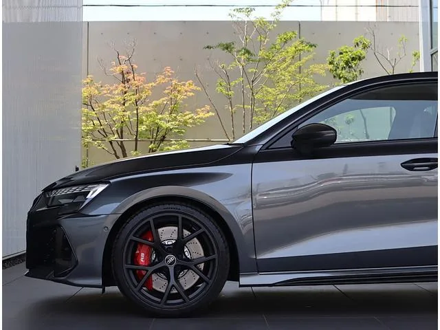 Audi RS3 SPORTBACK BASE GRADE 2025 — миниатюра 5