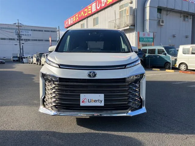 Toyota VOXY S-Z 2023 — миниатюра 3