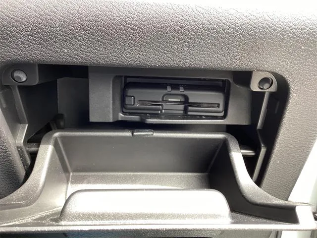 Nissan SERENA HIGHWAY STAR V 2022 — миниатюра 2