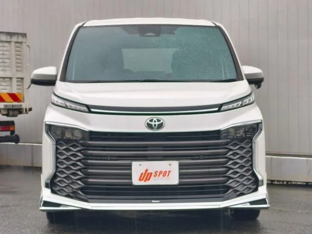 Toyota VOXY S-Z 2023 — миниатюра 3